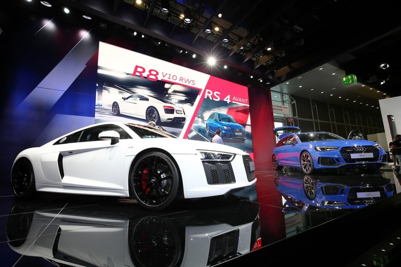 Sieu xe Audi R8 V10 ban dac biet gia 3,3 ty dong-Hinh-7